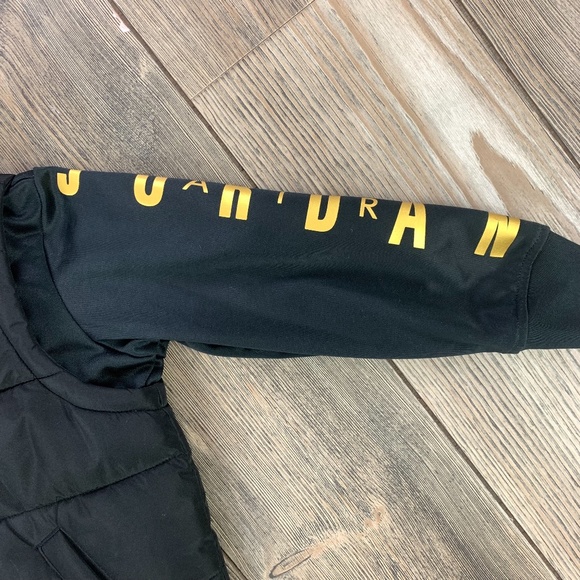 SOLD! Jordan Boys Jumpman Hooded Puffer Jacket Size XS/4 Ages 3-4 Years - Picture 7 of 10